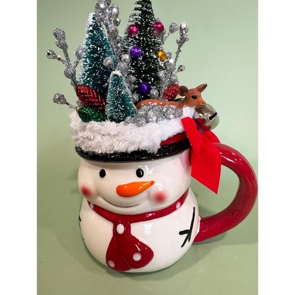 Snowman Mug Christmas Diorama Assemblage Centepiece Shelf Sitter Desk Decor - Picture 3 of 6